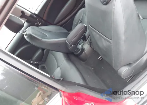 2010 Mini Cooper from USA, damaged, VIN WMWMF3C58ATZ22604